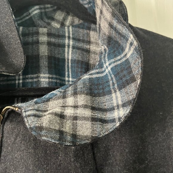 Wool Reversible Cape or Cloak/Poncho with zipper & pocket for both sides - Picture 4 of 15